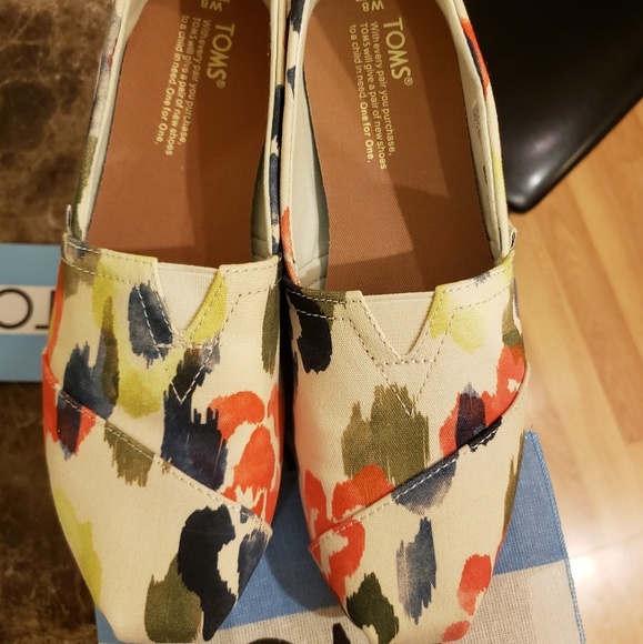 Sold. Sorry. Check out the new Tom's  for sale. :) - Picture 1 of 6